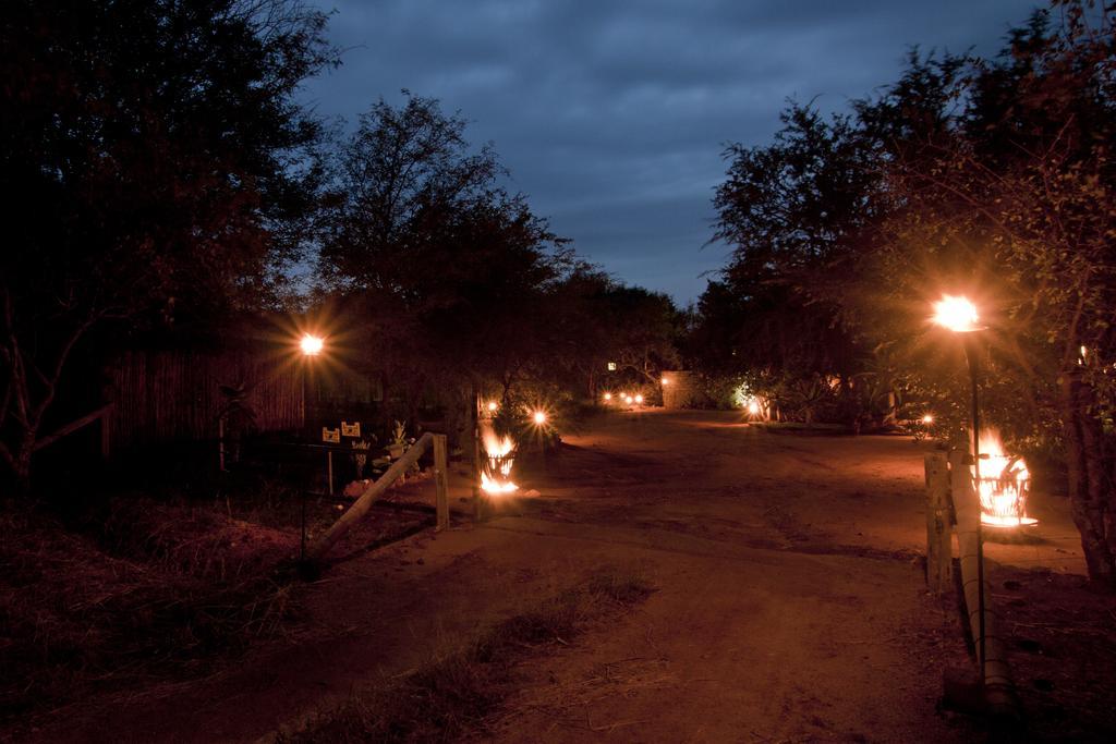Naledi Lodges Balule Game Reserve Bagian luar foto